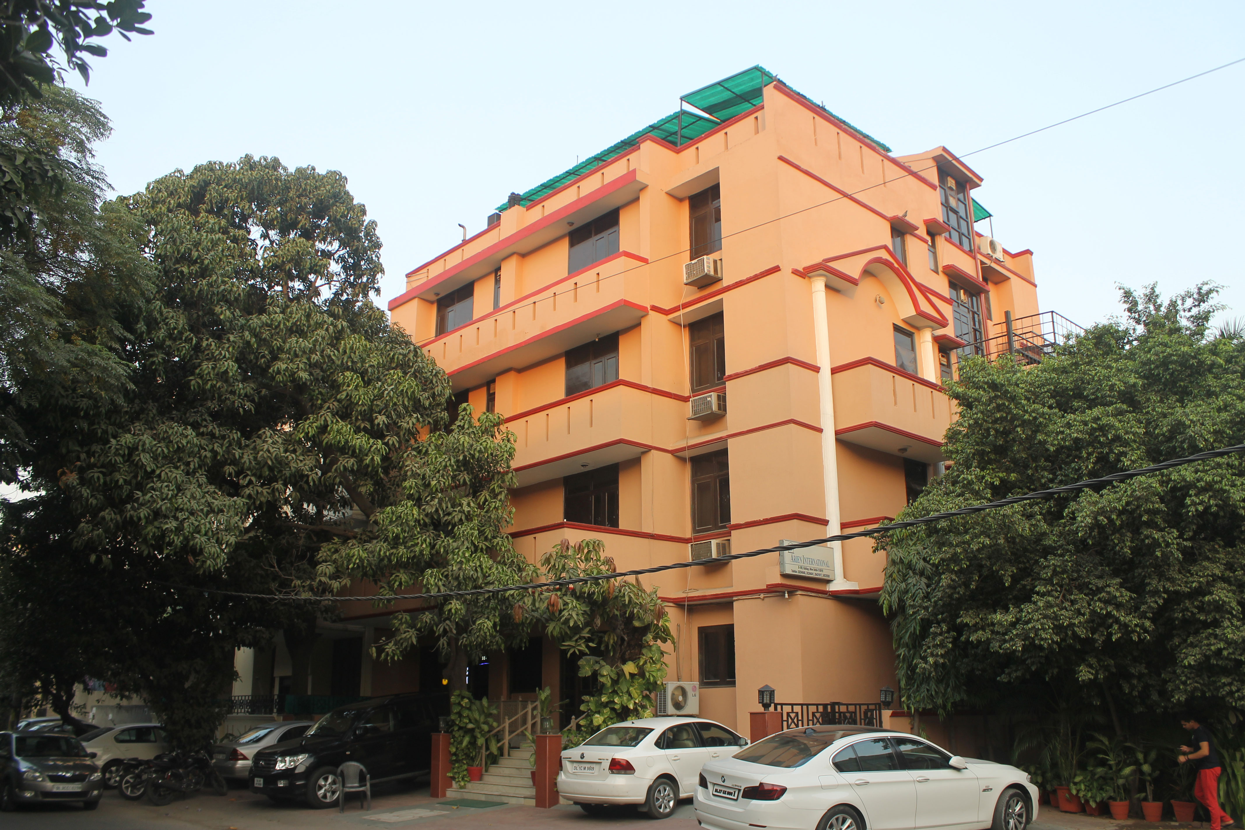hotel-2-full